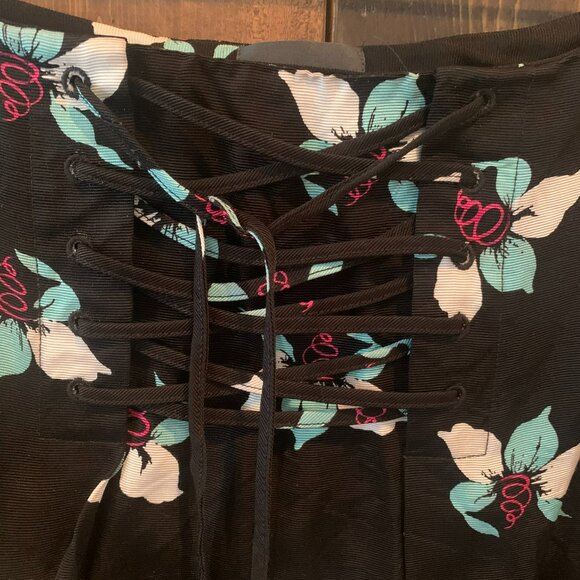 Anthropologie Women's Maeve Lace-Up Floral Print A Line Black Midi Skirt Size 8 - Picture 8 of 8